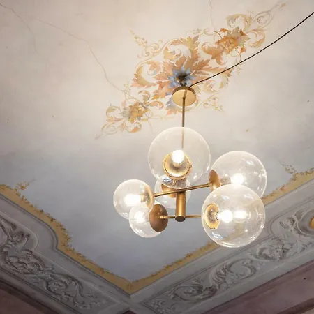 ベッド・アンド・ブレックファスト Stupido 3*